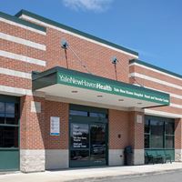 2 Devine Street North Haven CT Heart and Vascular Center building exterior
