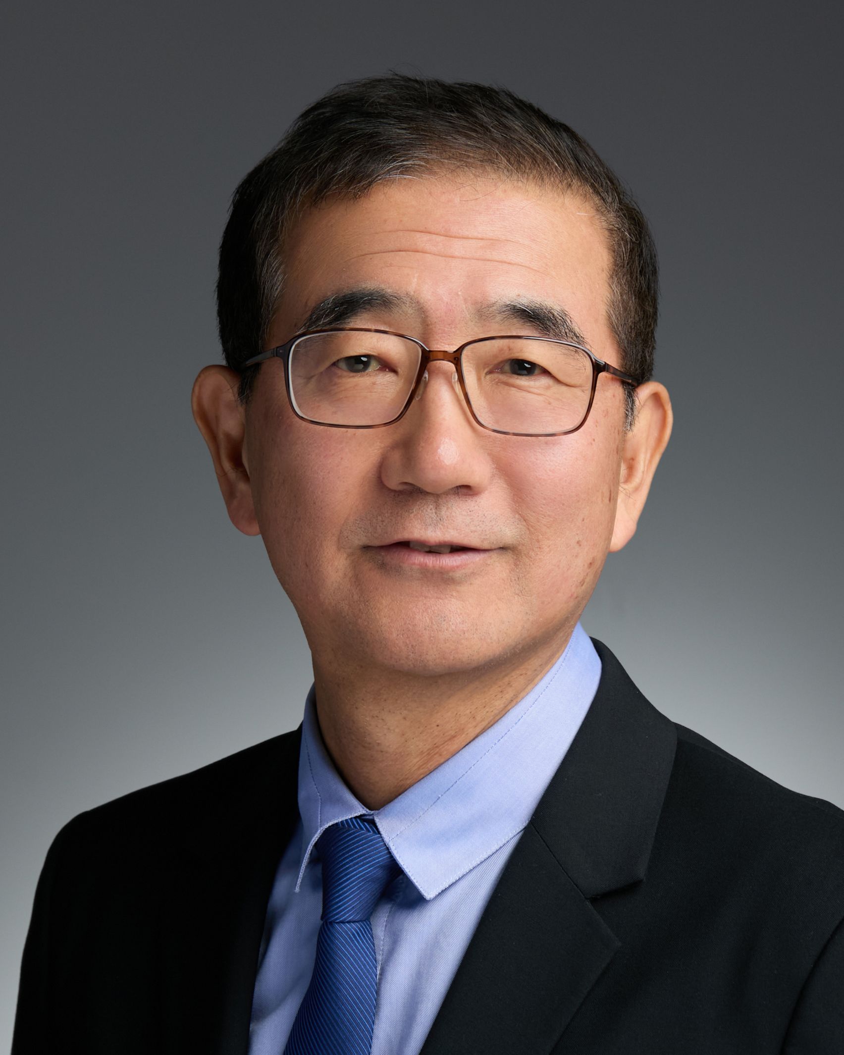 Image of Chul Hyun