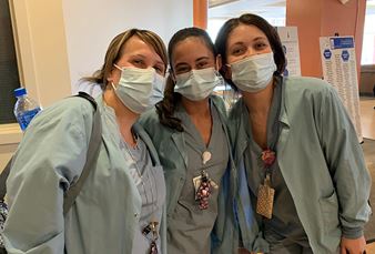 These Saint Raphael Campus OR techs were all smiles (yes, you can tell, even with the masks) after picking up sweet treats during the 10 Days of Gratitude.